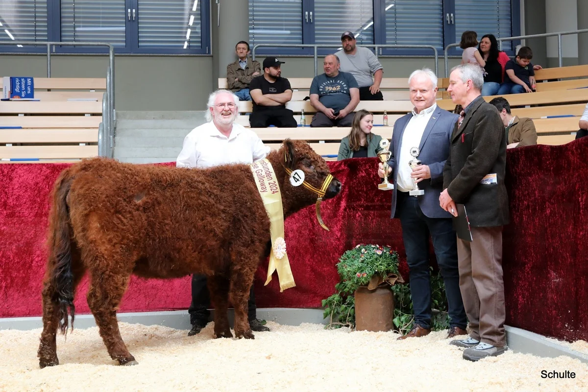 261 47 Ia S Sina DE 07 712 31833 Pepe V. Insbachtal Sarah V. Ellersbach Midinet Bernd, Dohr (5) A
