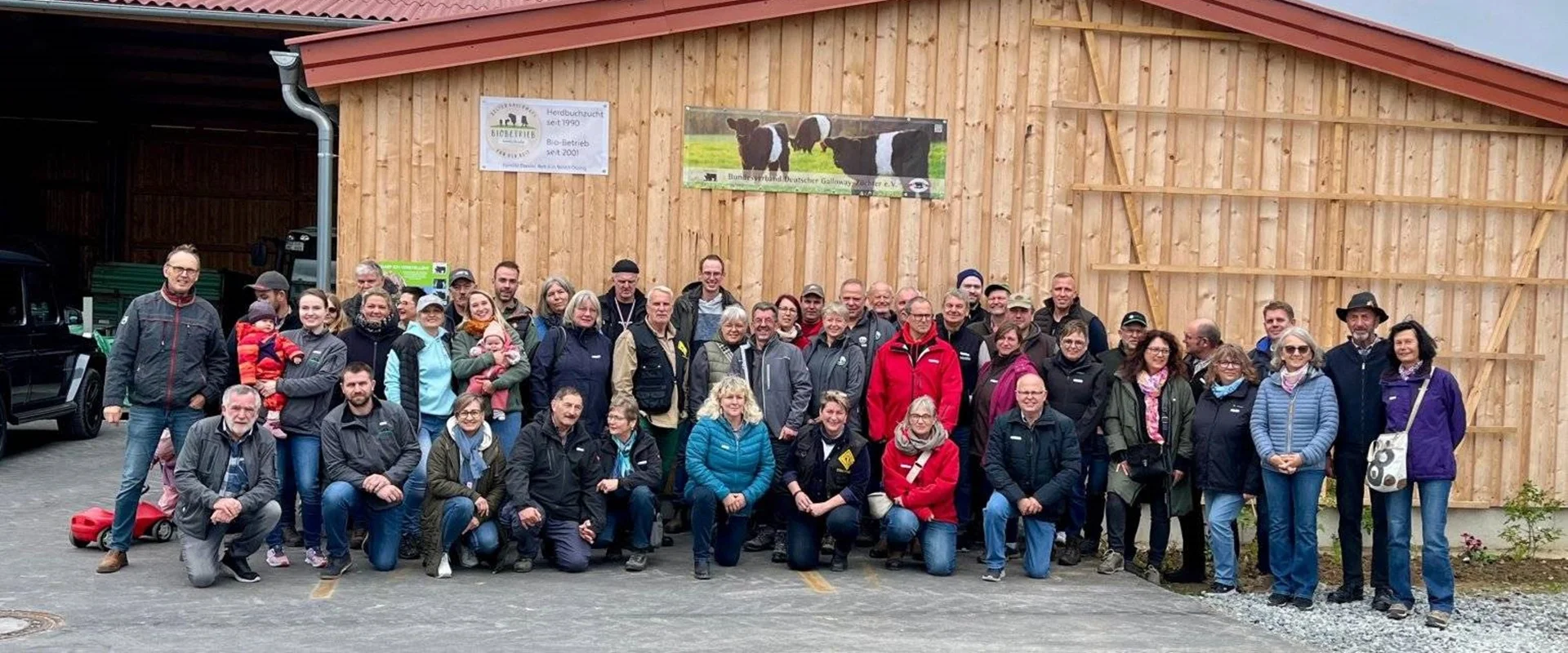 Gruppenfoto BGI Mitglieder bei Familie Drexler Gruppenfoto BGI Mitglieder bei Familie Drexler