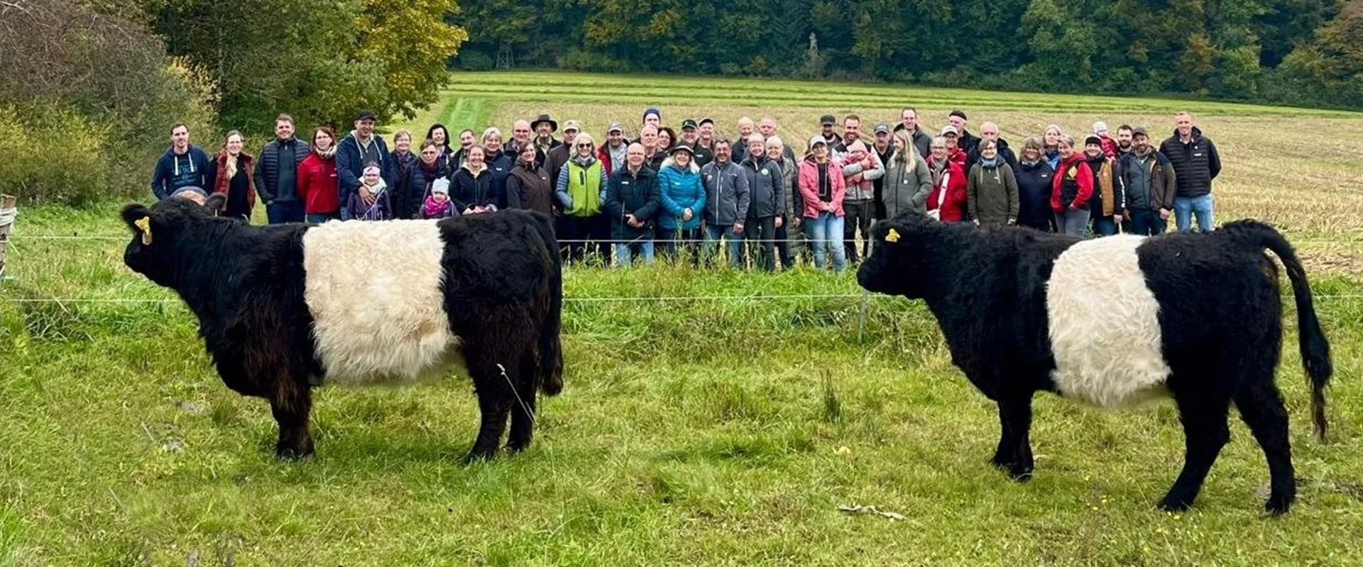 Gruppenfoto BGI Mitglieder bei Familie Ludwig Gruppenfoto BGI Mitglieder bei Familie Ludwig