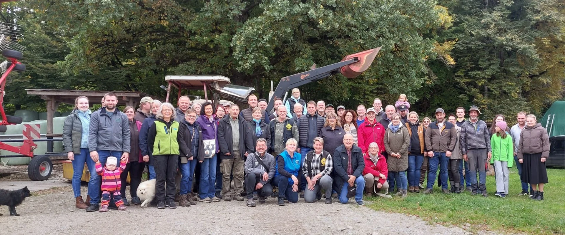 Gruppenfoto BGI Mitglieder bei Familie Tristl Gruppenfoto BGI Mitglieder bei Familie Tristl