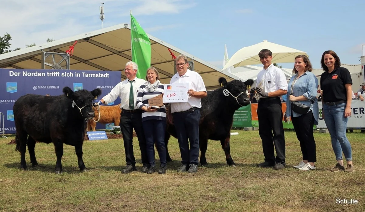 Übergabe BRS Preis an Betrieb Harms-Wiegmann Sulingen (Foto Schulte)