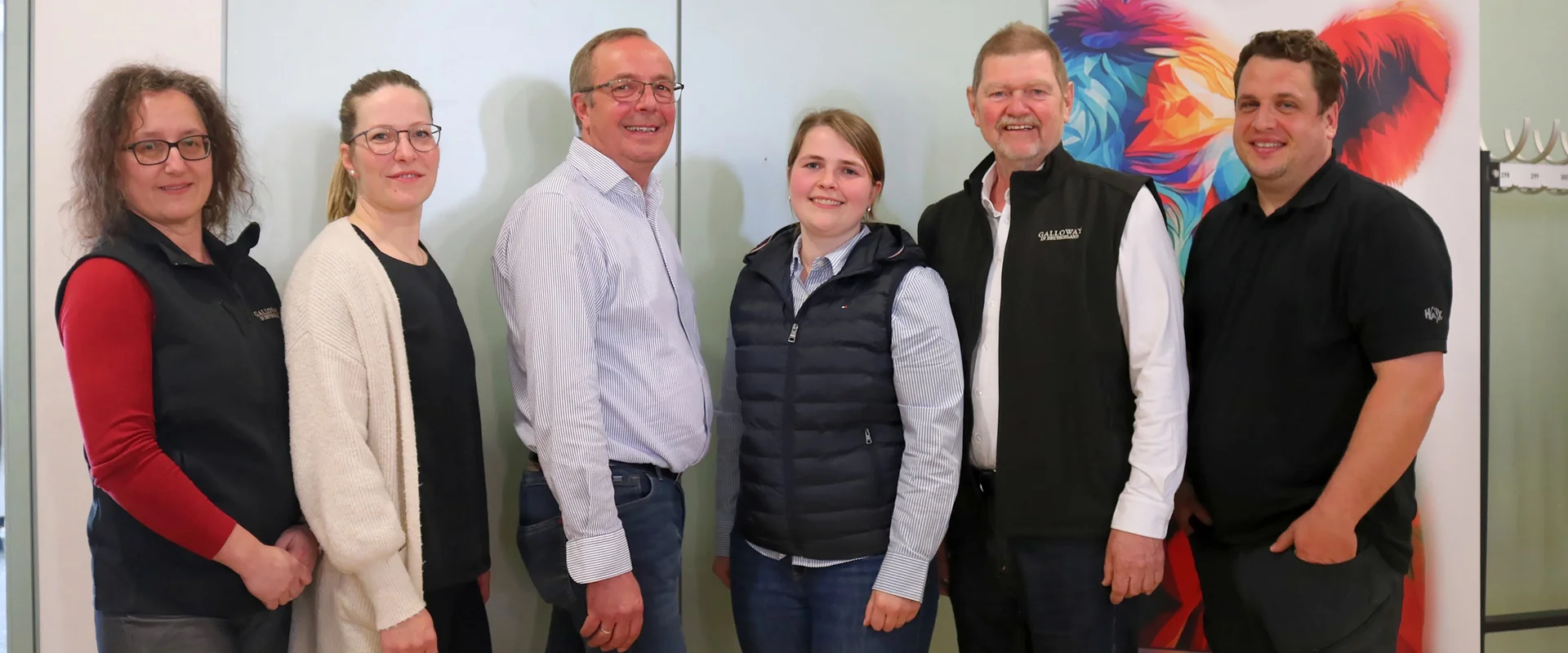 Vorstand BDG ohne 1. Vorsitzenden + GF v.li.n.re. Nicole Fuhrmann, Tanja Schilling, Hans-Georg Danker, Franziska Ellermann, Hubert Mielke, Johannes Herold Vorstand BDG ohne 1. Vorsitzenden + GF v.li.n.re. Nicole Fuhrmann, Tanja Schilling, Hans-Georg Danker, Franziska Ellermann, Hubert Mielke, Johannes Herold